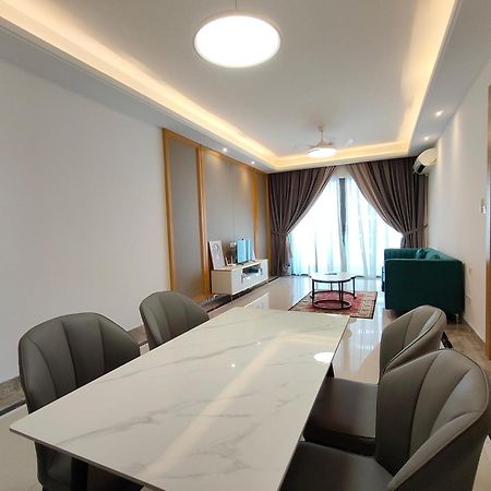 R&F Princess Cove Premium Home Stay 3Bed 2Bath Johor Bahru Buitenkant foto